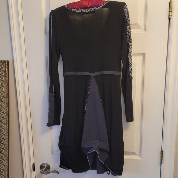 🎉SOLD🎉Forla Paris Art Dress Rag Doll Grey Stitches Patchwork Y2K - Picture 3 of 9